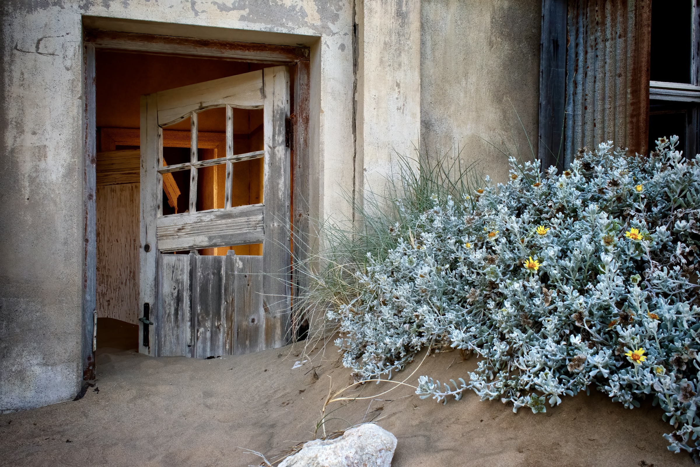 Kolmanskop diamond mining town