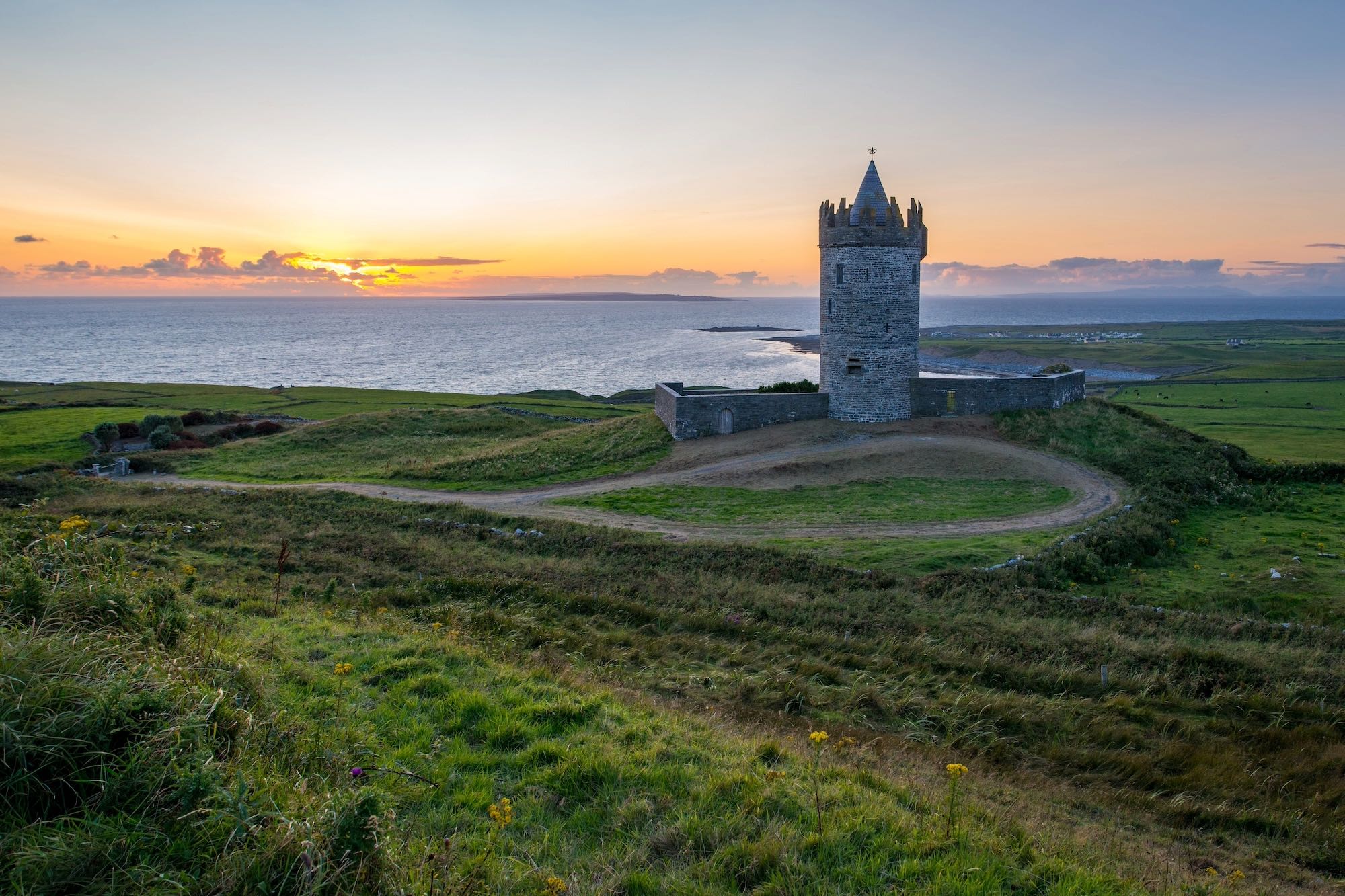 Doonagore Castle